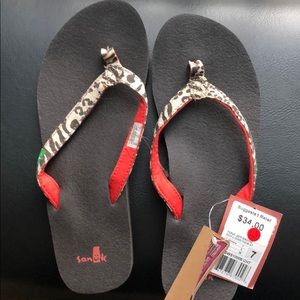 Brand new Sanuk sandals